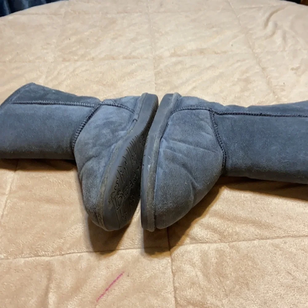 Bear Paw Short gray Leather Boots